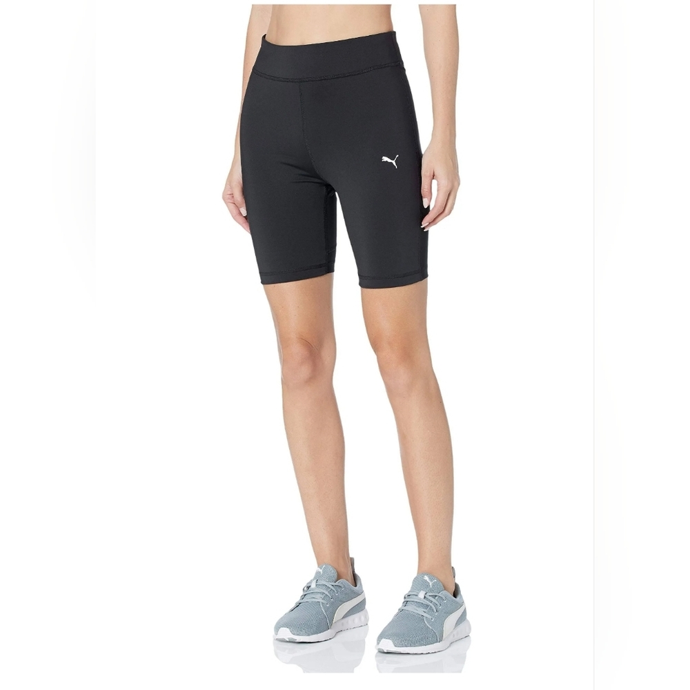 π£ Puma black biker shorts NWT